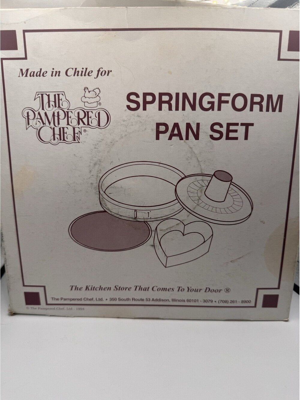 The Pampered Chef 9-inch Springform Pan Set with Heart-Shaped Insert
